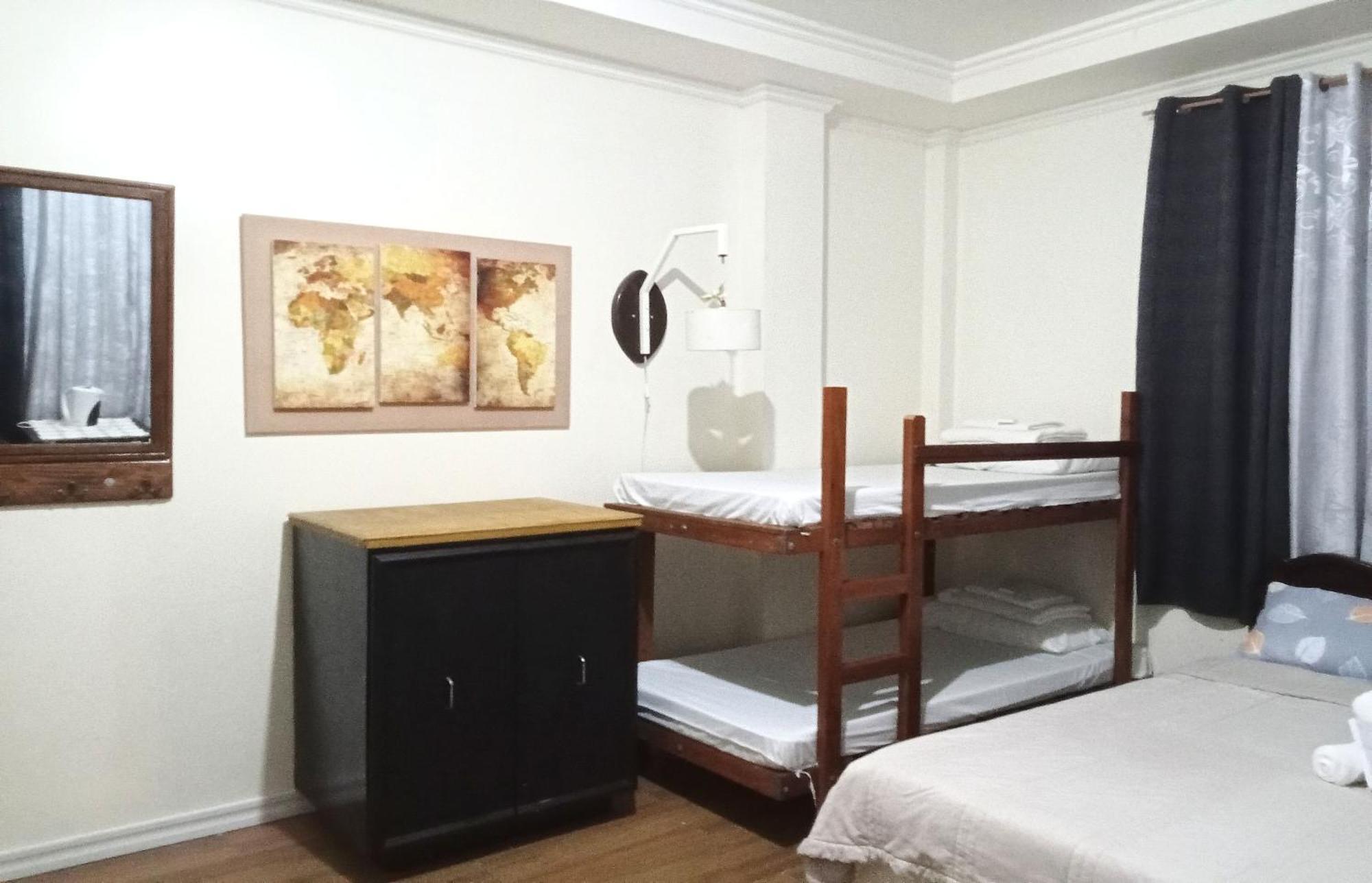 Leizel'S Bed & Breakfast Palompon Exterior photo