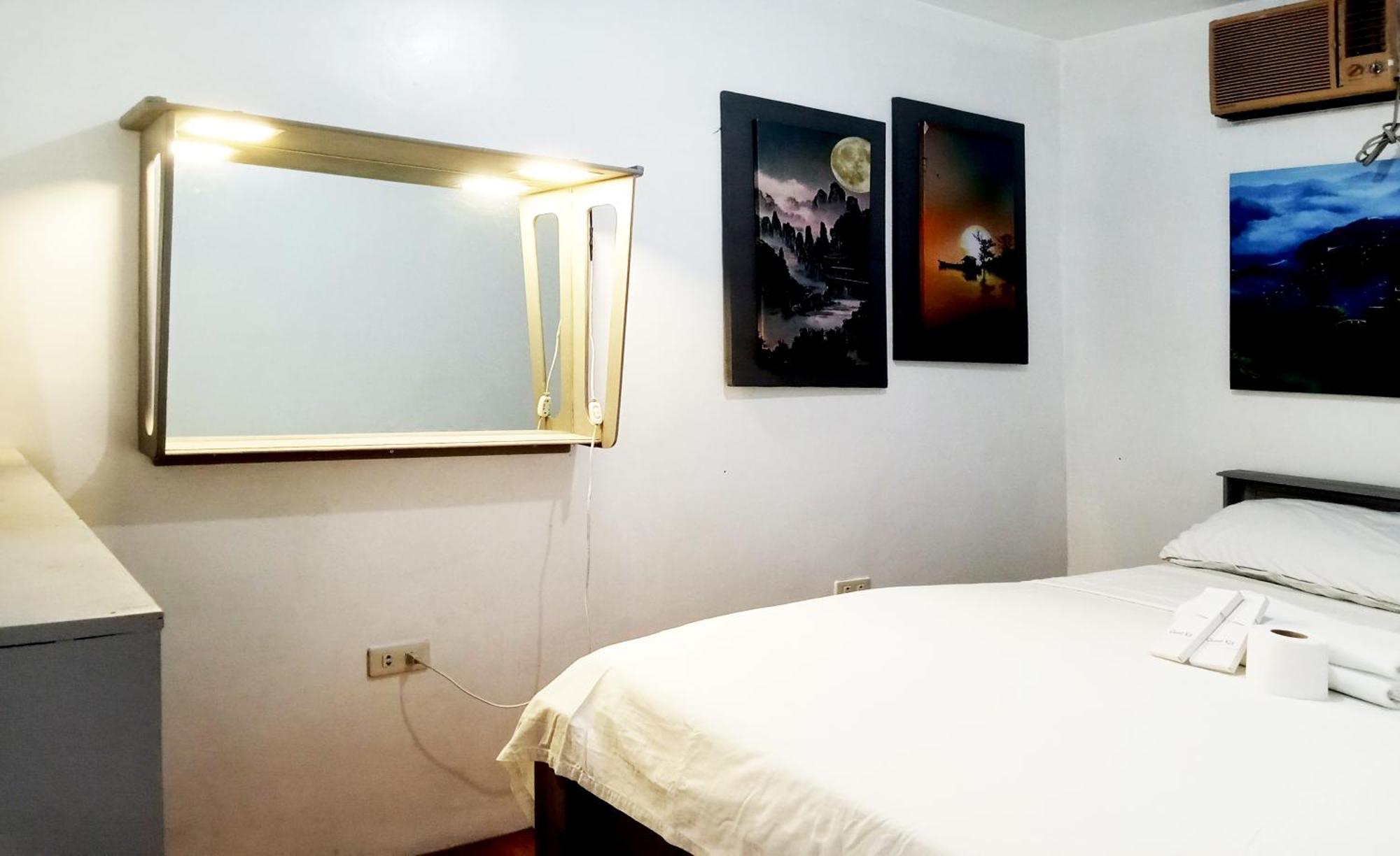 Leizel'S Bed & Breakfast Palompon Exterior photo